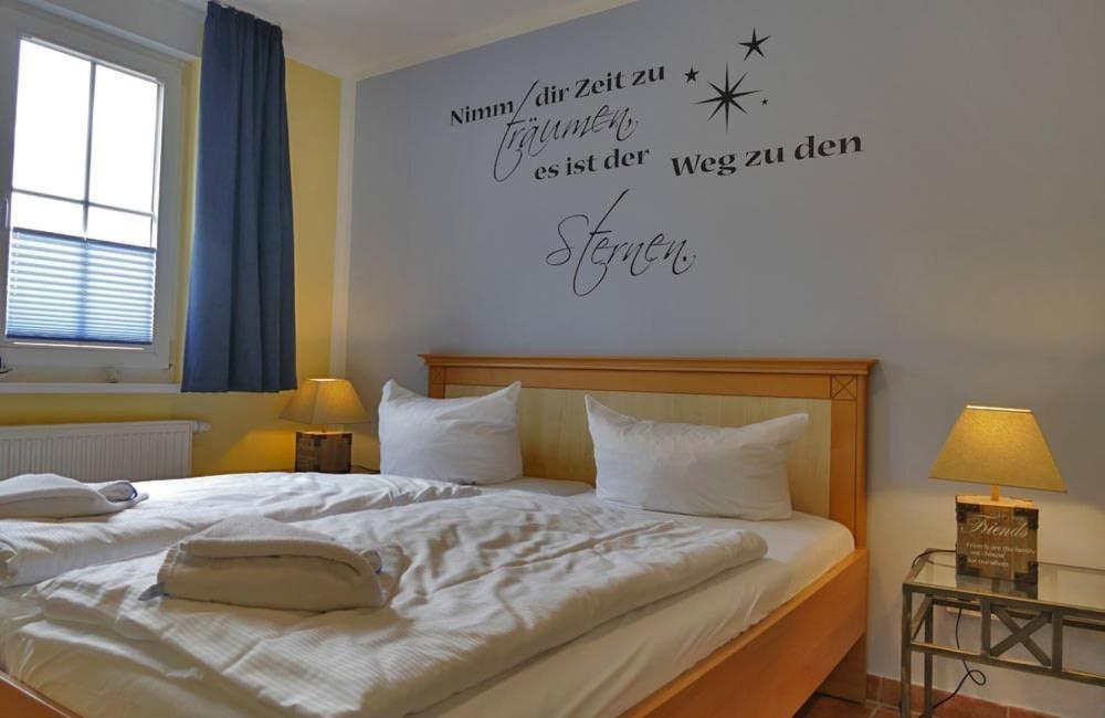 Ferienwohnung Kranichglueck Neddesitz Buitenkant foto